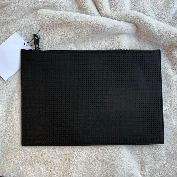 NWT ALEXANDER MCQUEEN Pouch / Pochette - Picture 1 of 4